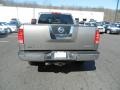 Granite - Titan SE King Cab 4x4 Photo No. 4