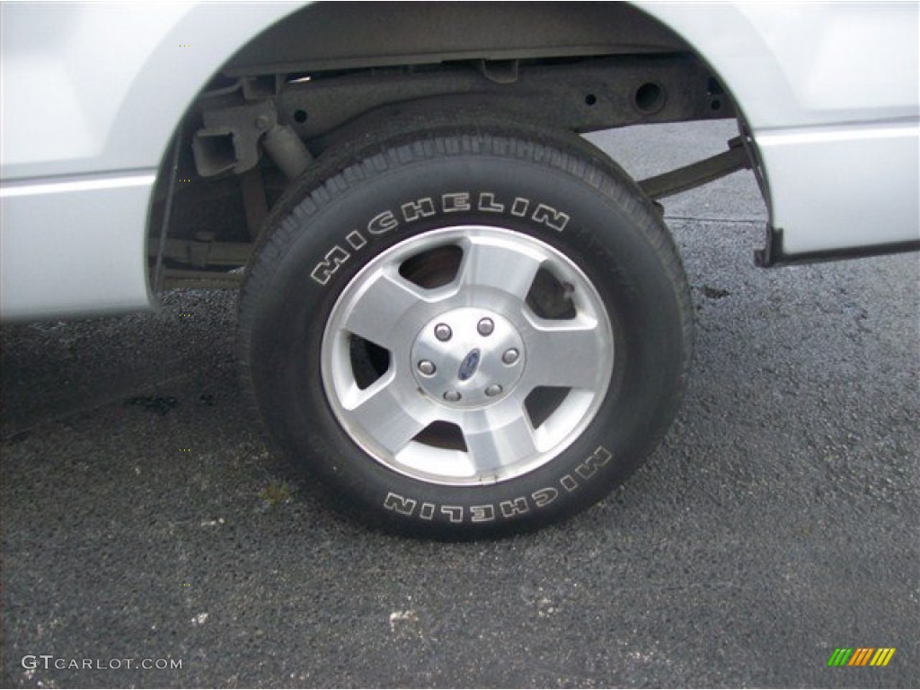 2006 F150 STX Regular Cab - Silver Metallic / Medium Flint photo #5