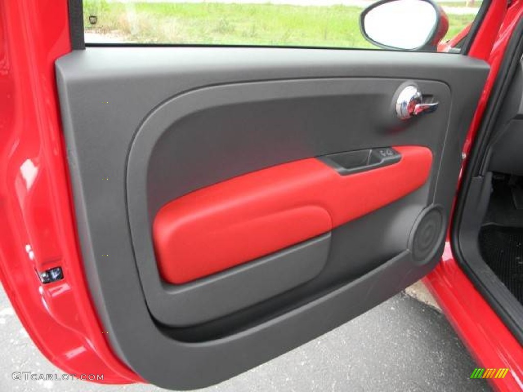 2012 Fiat 500 Pop Tessuto Rosso/Nero (Red/Black) Door Panel Photo #62395023
