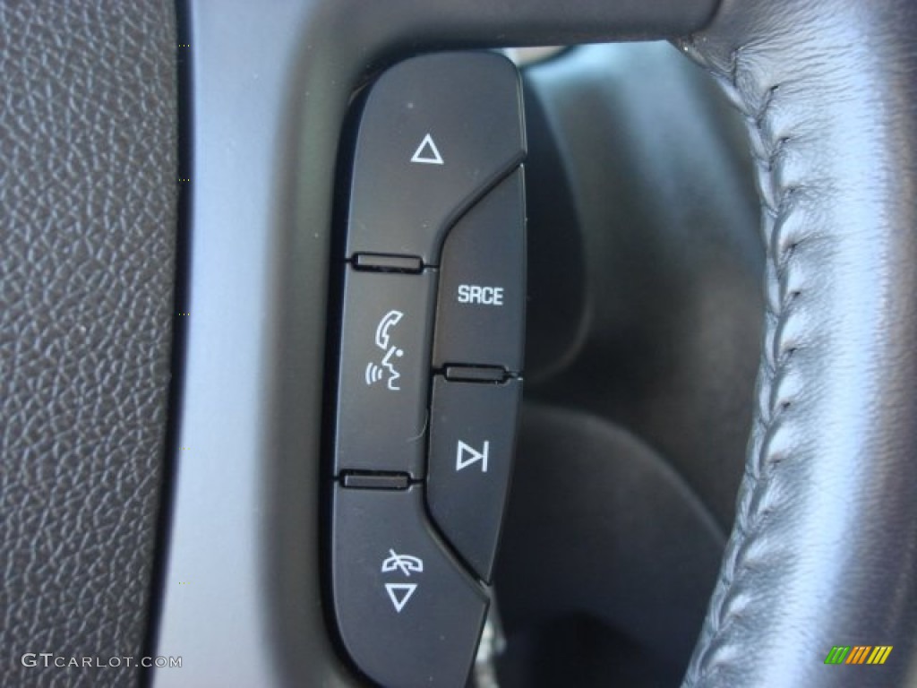 2009 Chevrolet Avalanche LS Controls Photos