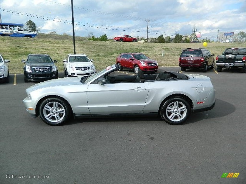 Brilliant Silver Metallic 2010 Ford Mustang V6 Convertible Exterior Photo #62396988