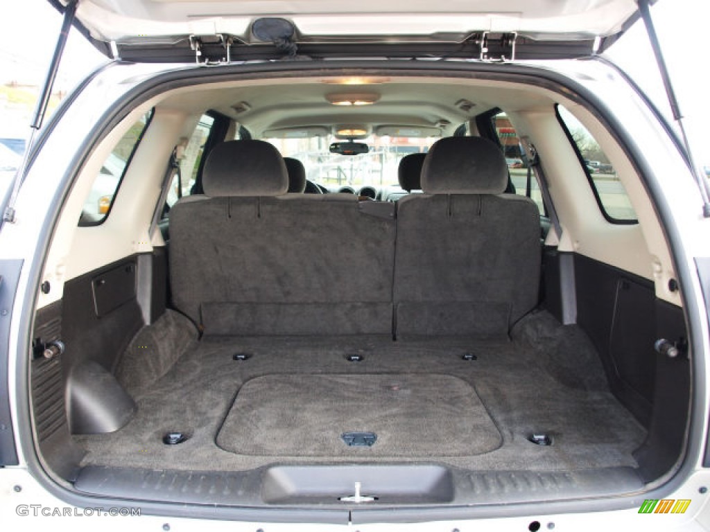 2008 GMC Envoy SLE 4x4 Trunk Photos