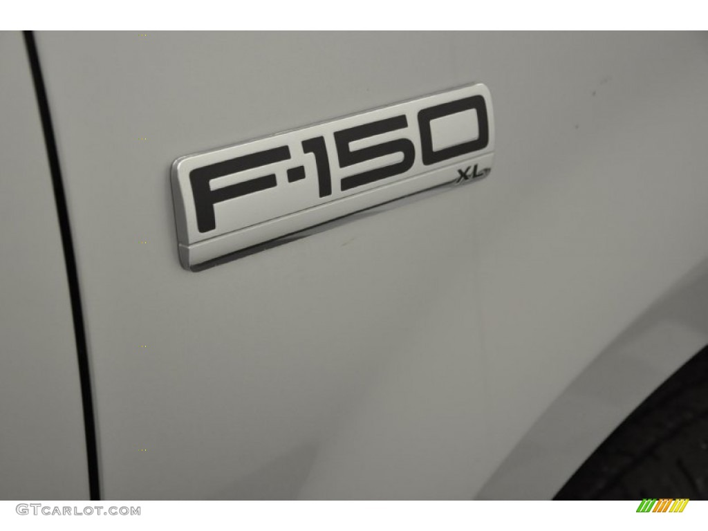 2008 Ford F150 XL Regular Cab Marks and Logos Photos