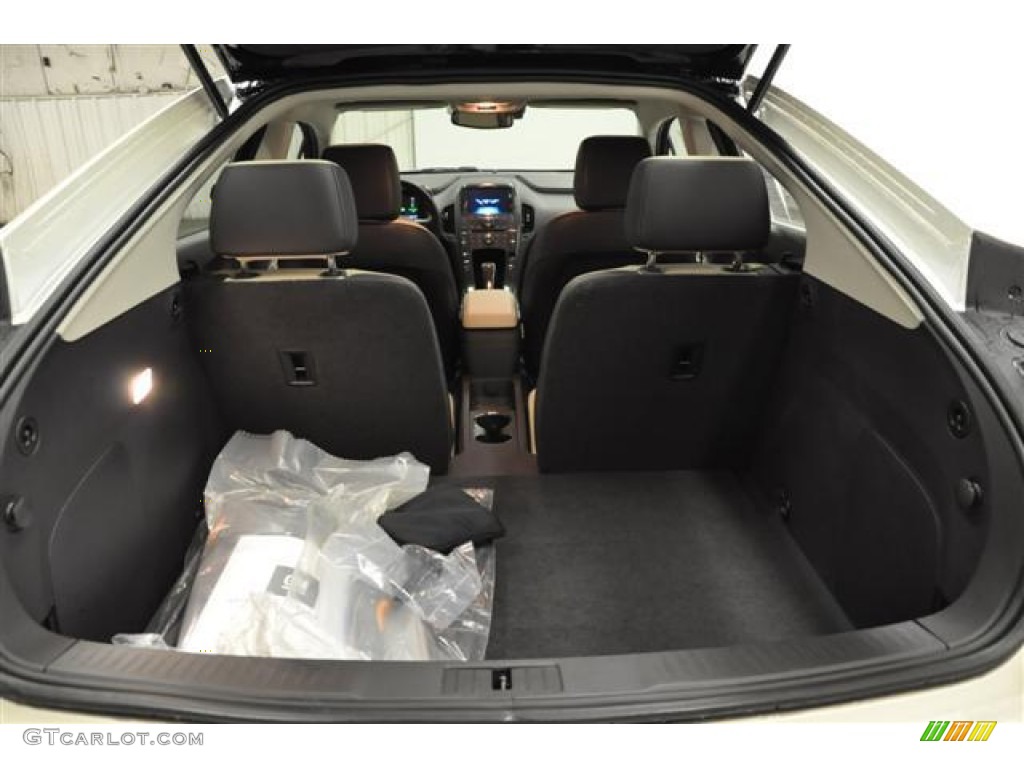 2012 Chevrolet Volt Hatchback Trunk Photo #62403804