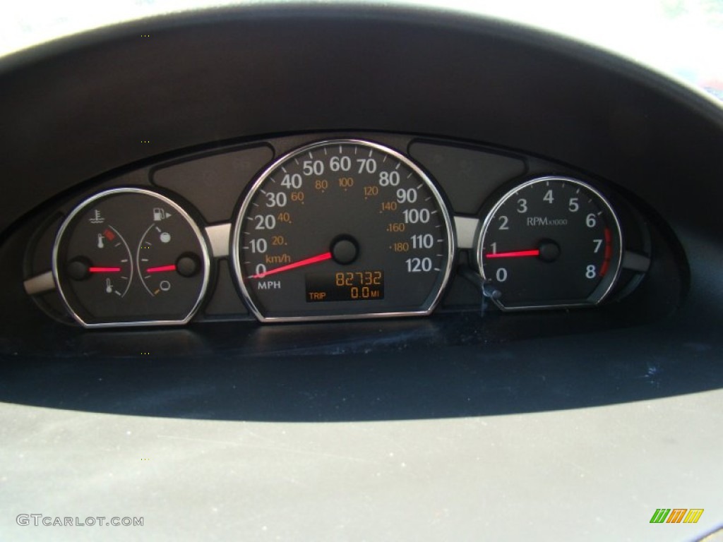 2005 Saturn ION 2 Quad Coupe Gauges Photo #62403899