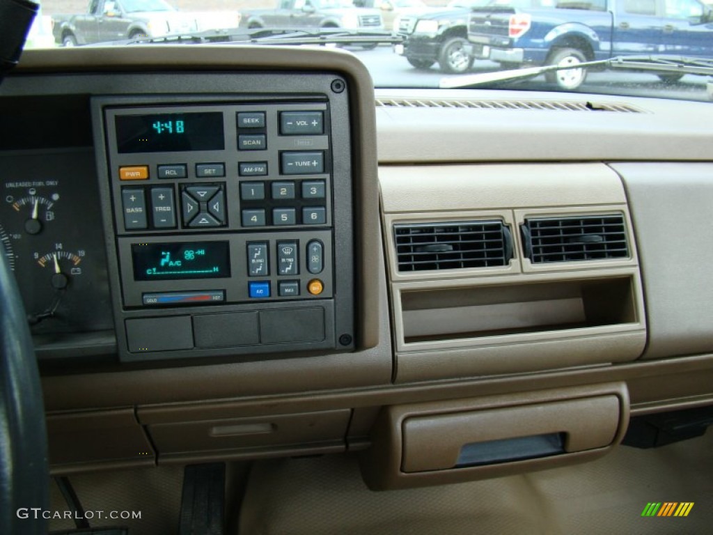 1994 Sierra 1500 SLE Regular Cab - Bright Teal Metallic / Beige photo #15