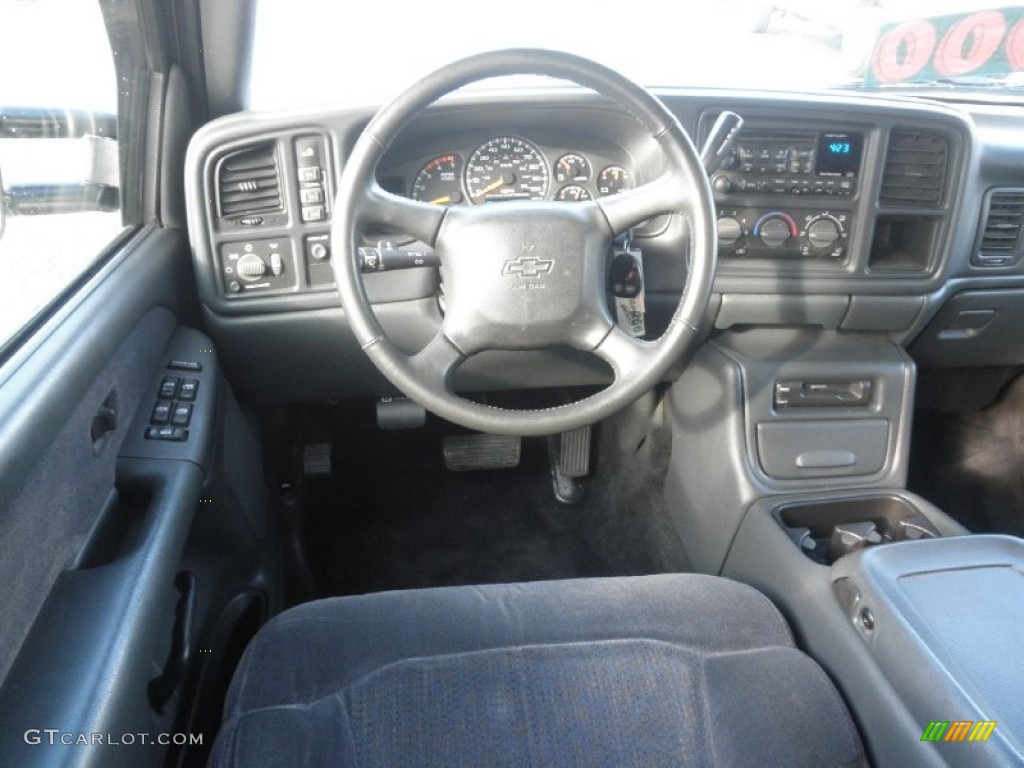 2001 Chevrolet Silverado 2500HD LS Extended Cab 4x4 Graphite Dashboard Photo #62405421