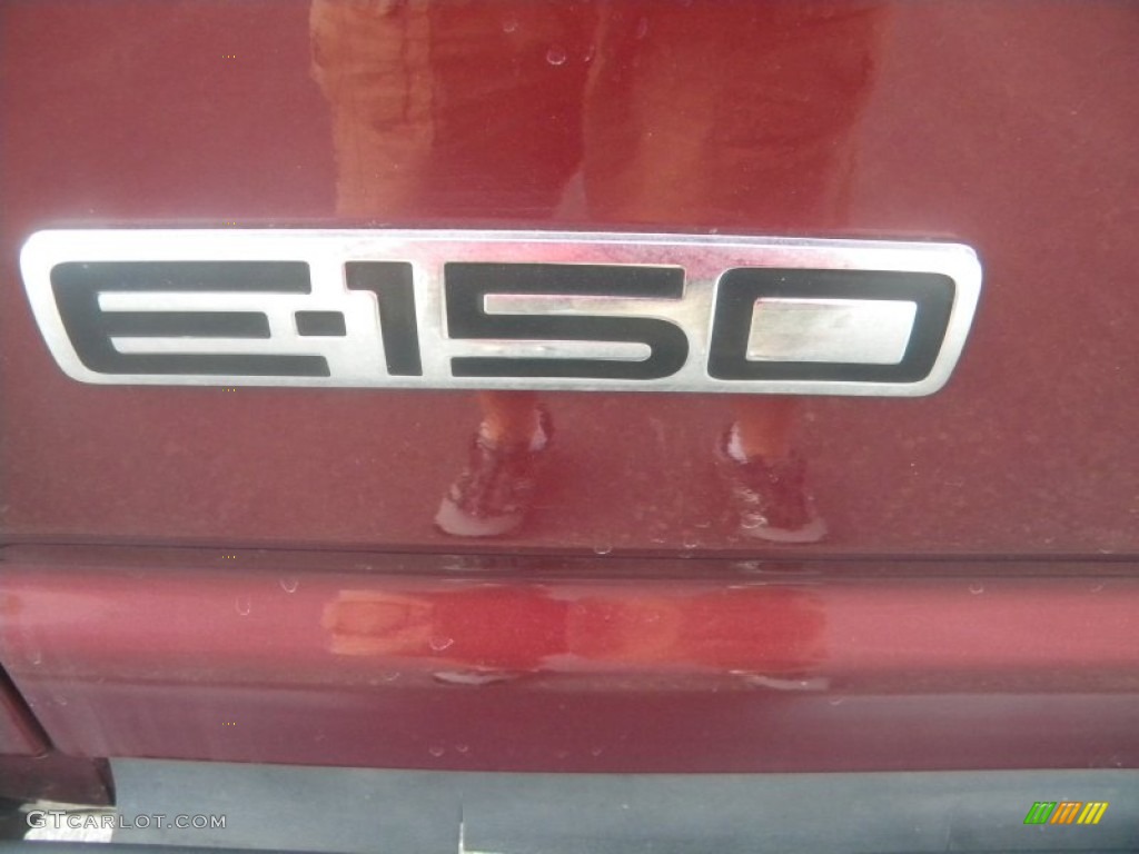2009 E Series Van E150 Commercial - Royal Red Metallic / Medium Flint photo #9