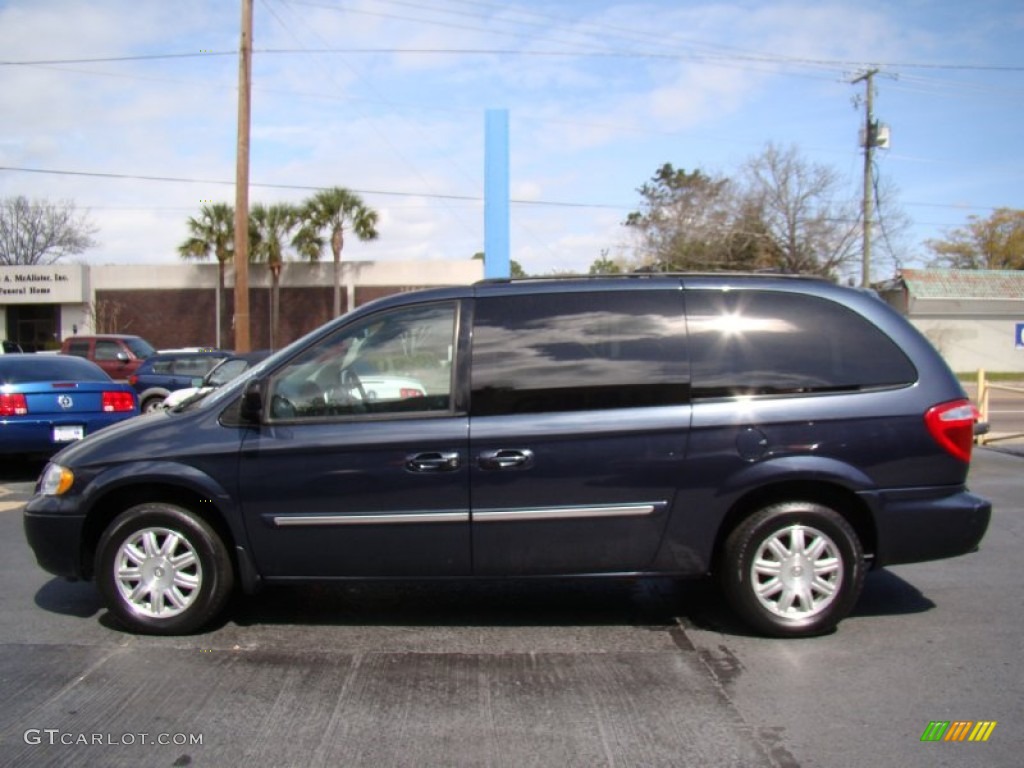 Modern Blue Pearl 2007 Chrysler Town & Country Touring Exterior Photo #62406198