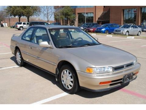 1993 Honda Accord SE Coupe Data, Info and Specs