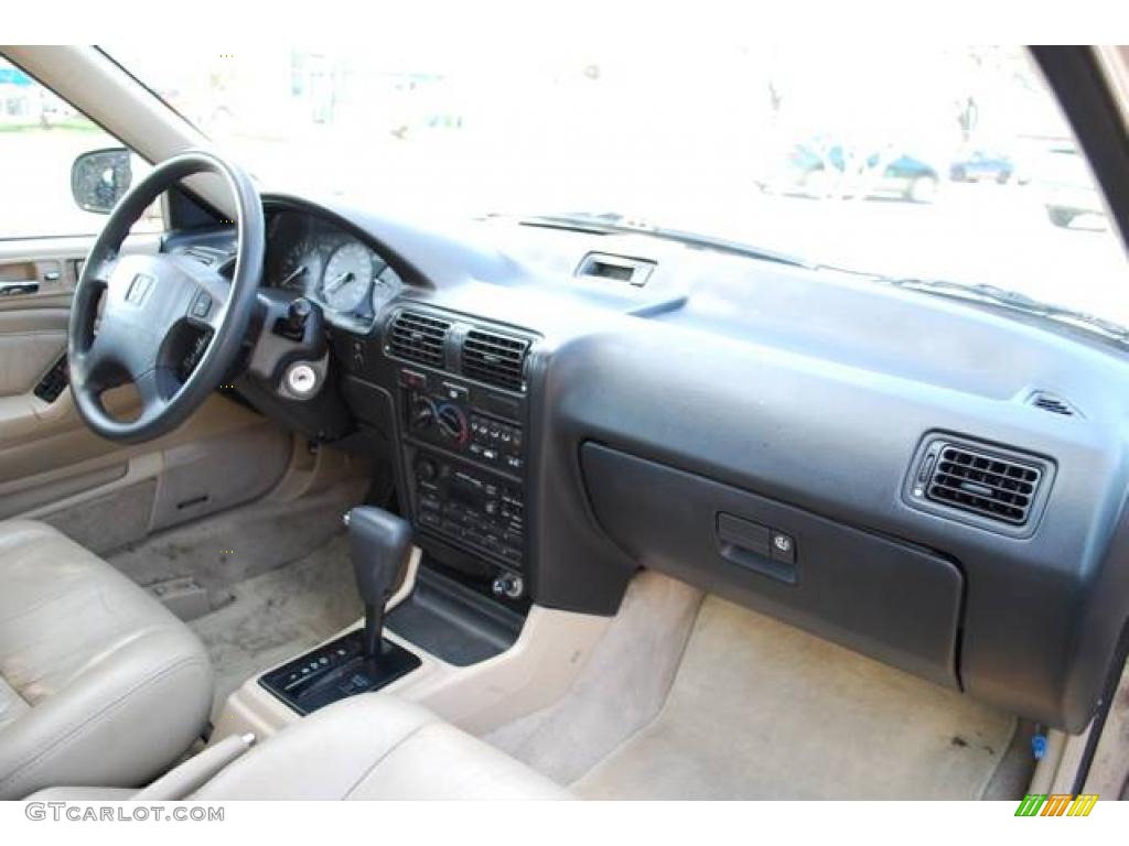 1993 Accord SE Coupe - Seattle Silver Metallic / Beige photo #25