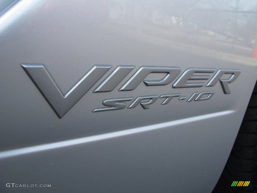 2004 Dodge Viper SRT-10 Marks and Logos Photo #62414424