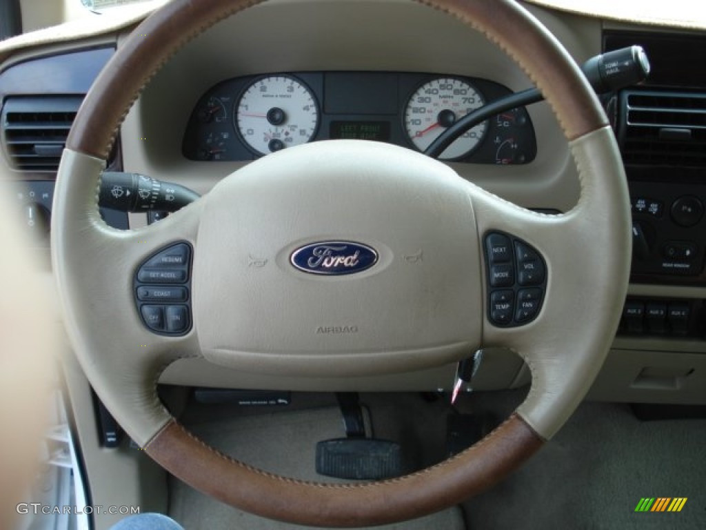 2005 F350 Super Duty King Ranch Crew Cab 4x4 - Oxford White / Castano Leather photo #22