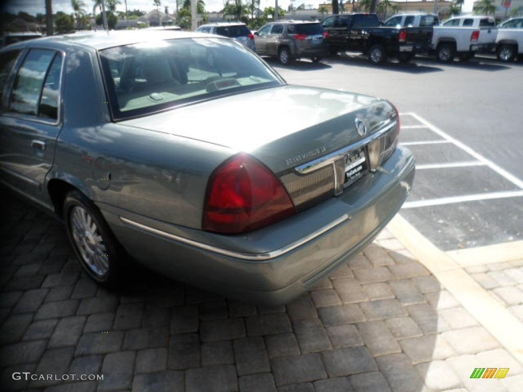 2006 Grand Marquis LS - Light Tundra Metallic / Medium Light Stone photo #21