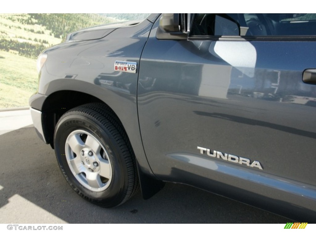2010 Tundra CrewMax 4x4 - Slate Gray Metallic / Graphite Gray photo #23
