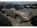 Sonora Gold Pearl 2007 Toyota Highlander Limited 4WD