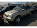 Sonora Gold Pearl - Highlander Limited 4WD Photo No. 4