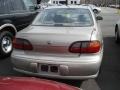 Sandrift Metallic - Malibu Sedan Photo No. 5