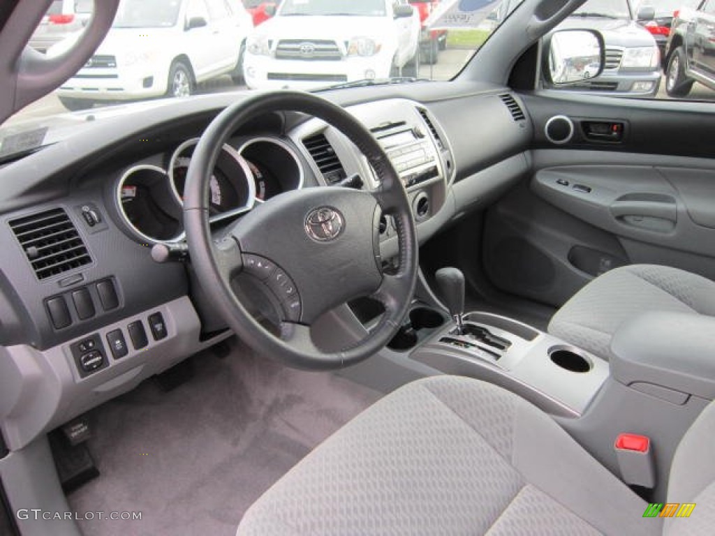Graphite Gray Interior 2011 Toyota Tacoma Access Cab 4x4 Photo #62423803