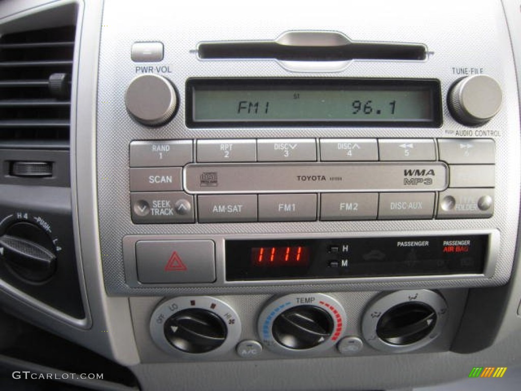 2011 Toyota Tacoma Access Cab 4x4 Controls Photo #62423838
