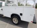 2004 Oxford White Ford F450 Super Duty XL Regular Cab Chassis Utility  photo #18
