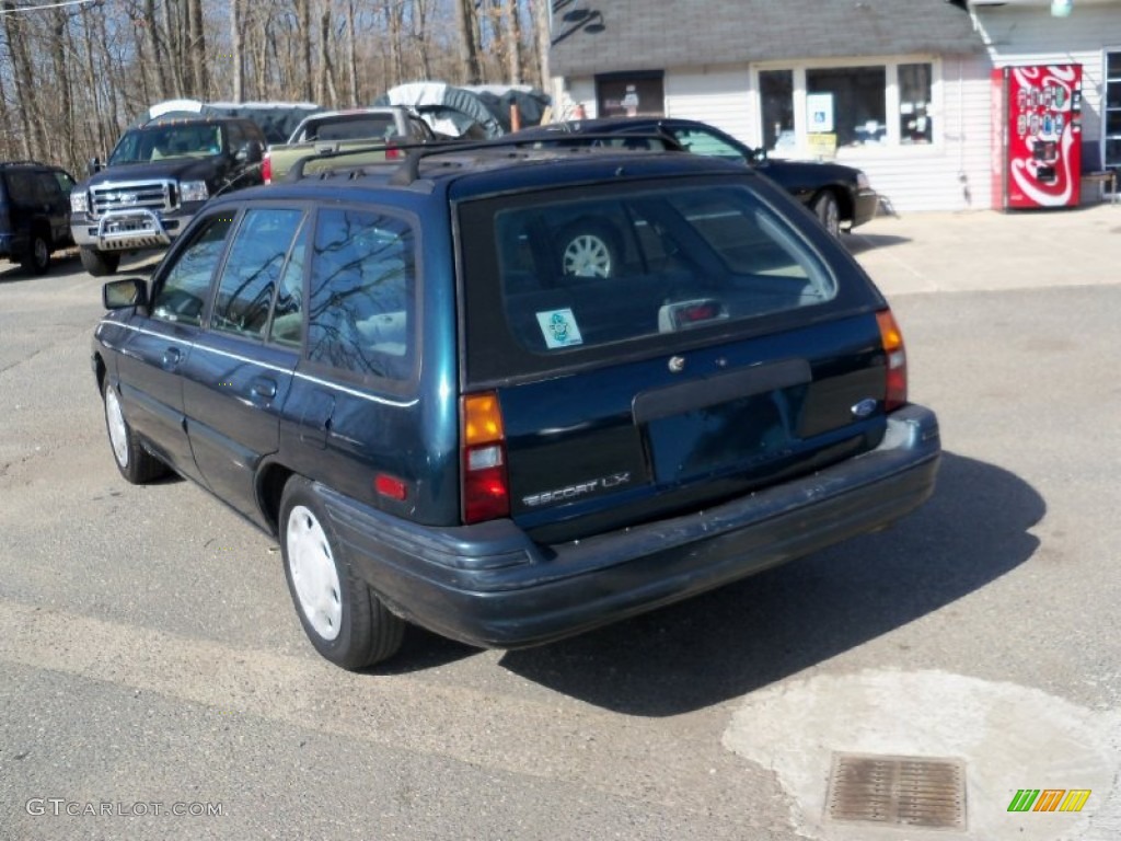 1995 Escort LX Wagon - Deep Jewel Green Metallic / Gray photo #5