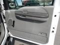2004 Oxford White Ford F450 Super Duty XL Regular Cab Chassis Utility  photo #24