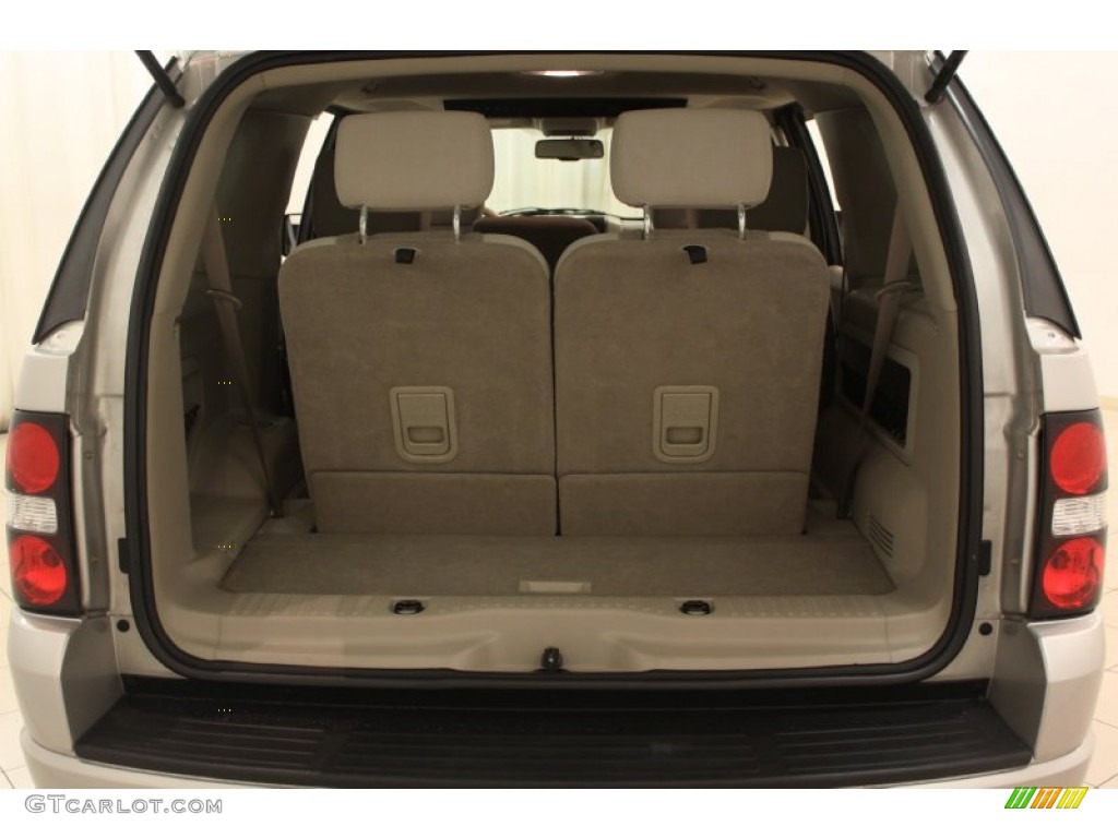 2007 Ford Explorer XLT 4x4 Trunk Photo #62428731