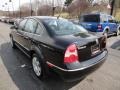 Black - Passat GLX 4Motion Sedan Photo No. 2