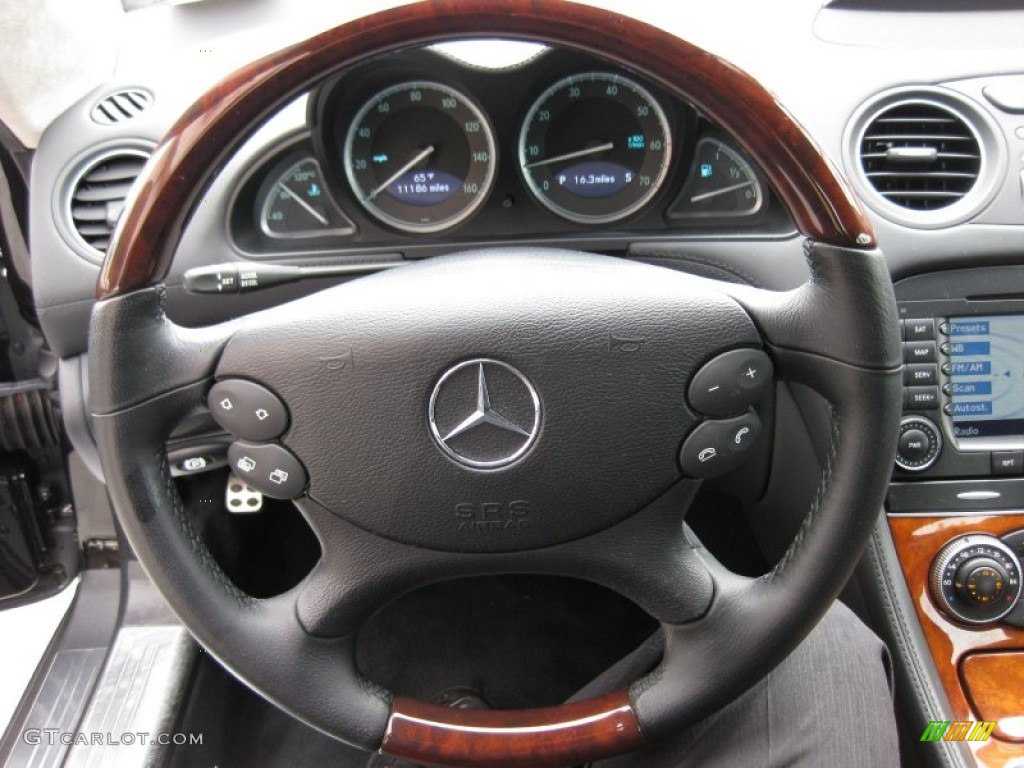 2007 Mercedes-Benz SL 600 Roadster Black Steering Wheel Photo #62429763