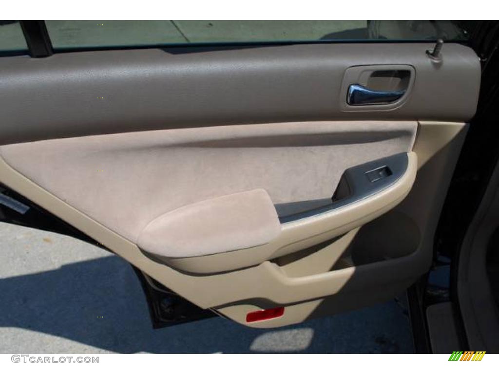 2003 Accord LX Sedan - Eternal Blue Pearl / Ivory photo #29