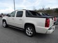 2008 White Diamond Tricoat Chevrolet Avalanche LTZ 4x4  photo #4