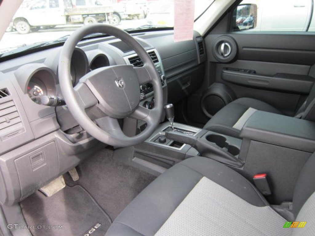 2010 Nitro SE 4x4 - Dark Charcoal Pearl / Dark Slate Gray/Light Slate Gray photo #11