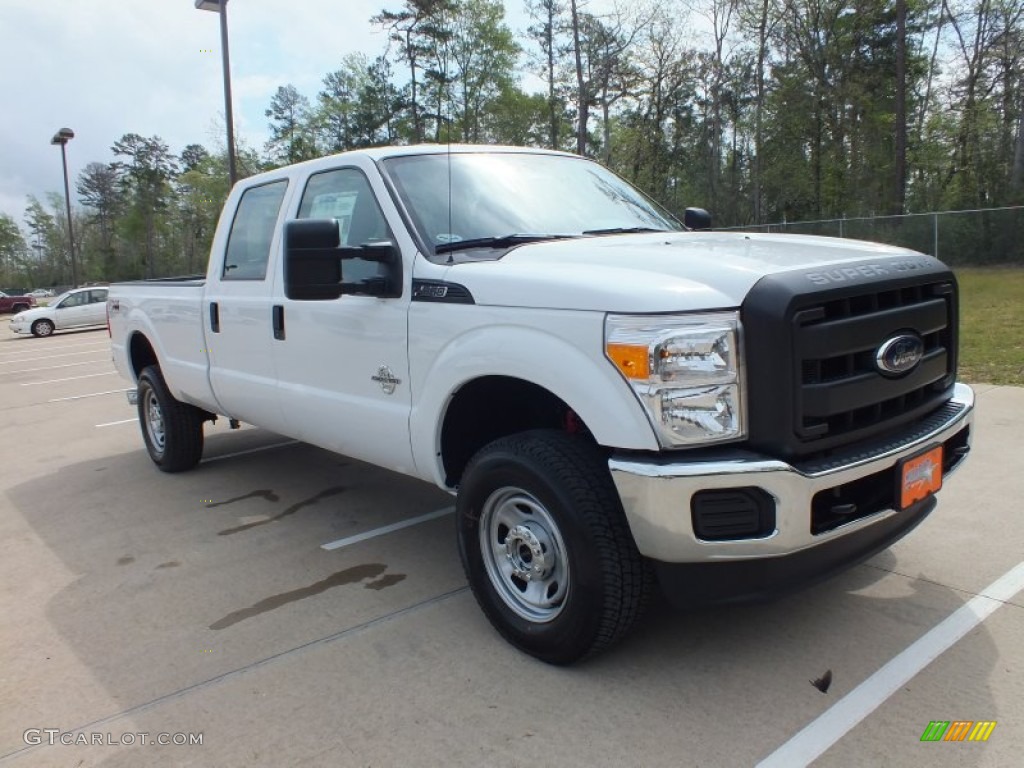 2012 F350 Super Duty XL Crew Cab 4x4 - Oxford White / Steel photo #1