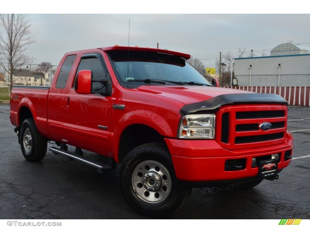2006 F250 Super Duty XLT SuperCab 4x4 - Red Clearcoat / Black photo #1