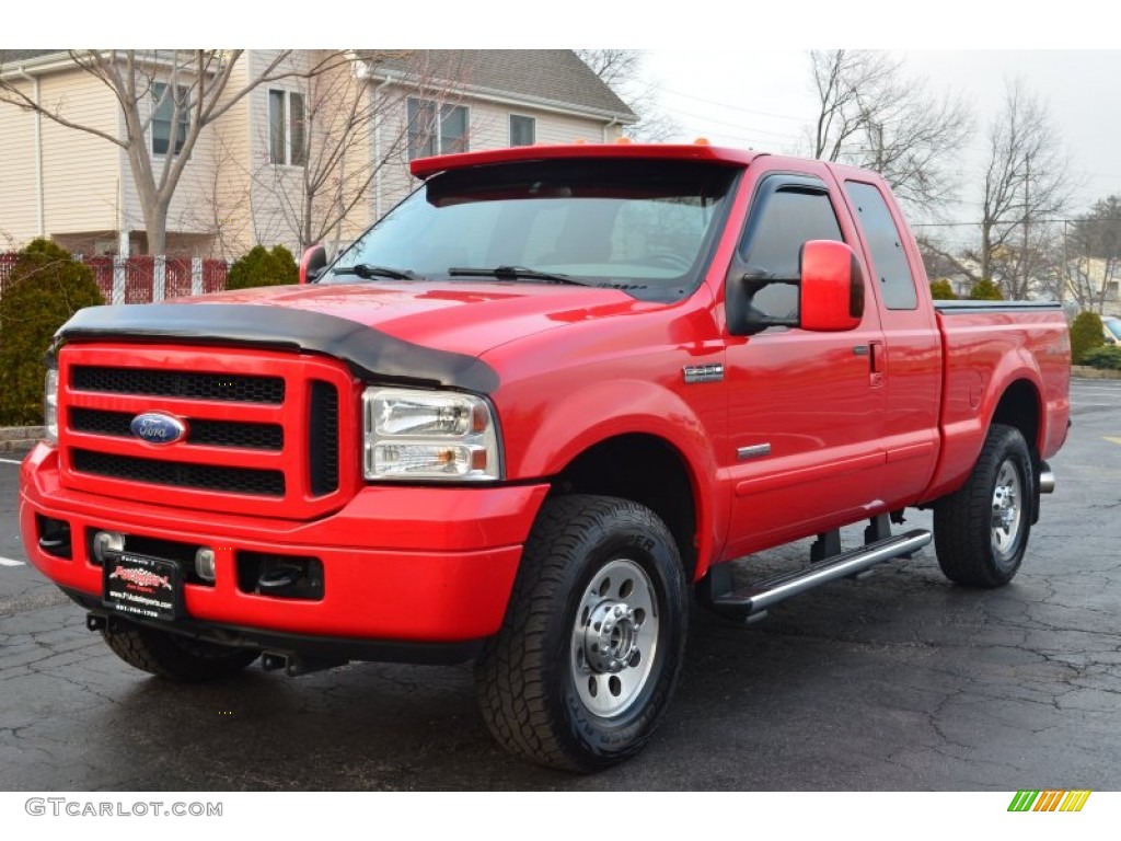 2006 F250 Super Duty XLT SuperCab 4x4 - Red Clearcoat / Black photo #3