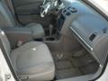 White - Malibu Sedan Photo No. 5