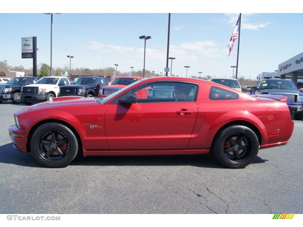2007 Mustang GT Premium Coupe - Redfire Metallic / Black/Red photo #5