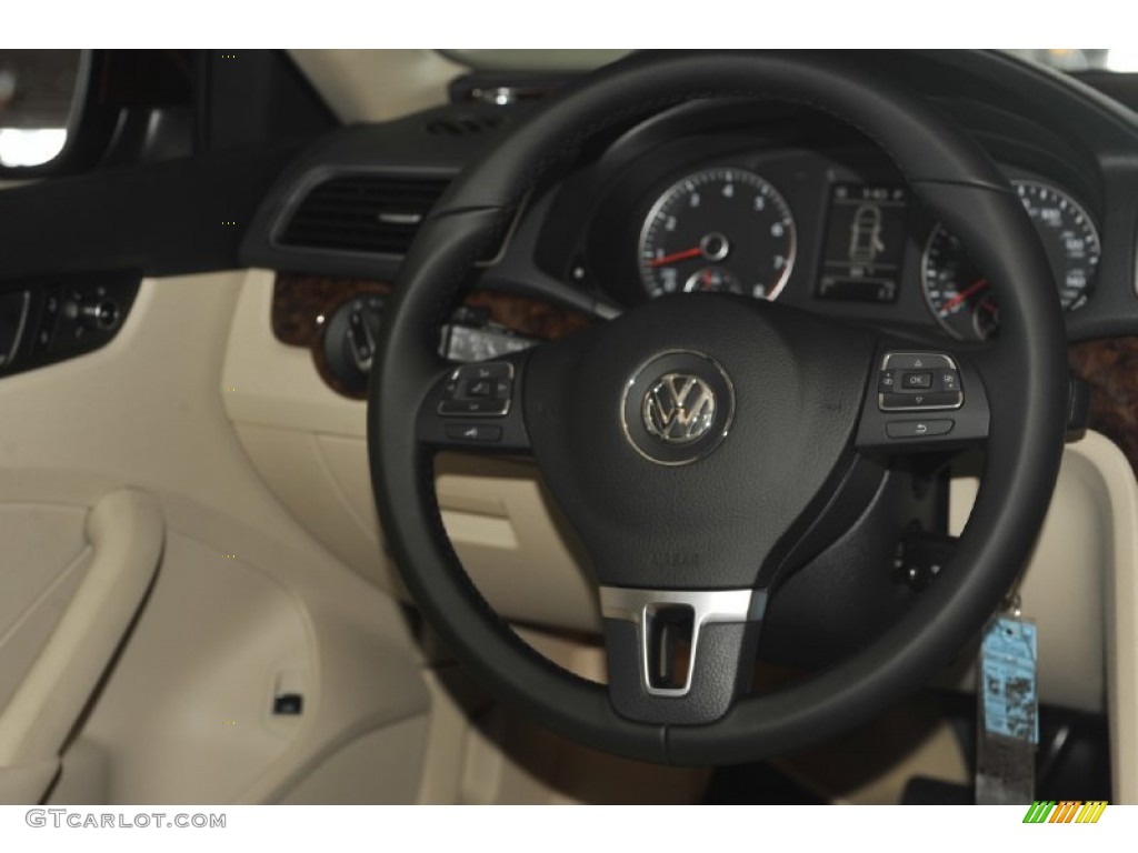 2012 Volkswagen Passat 2.5L SEL Cornsilk Beige Steering Wheel Photo #62444290