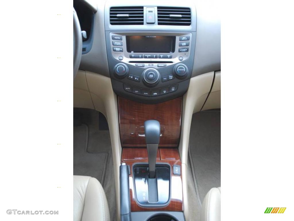 2006 Accord EX-L Sedan - Carbon Bronze Pearl / Ivory photo #19