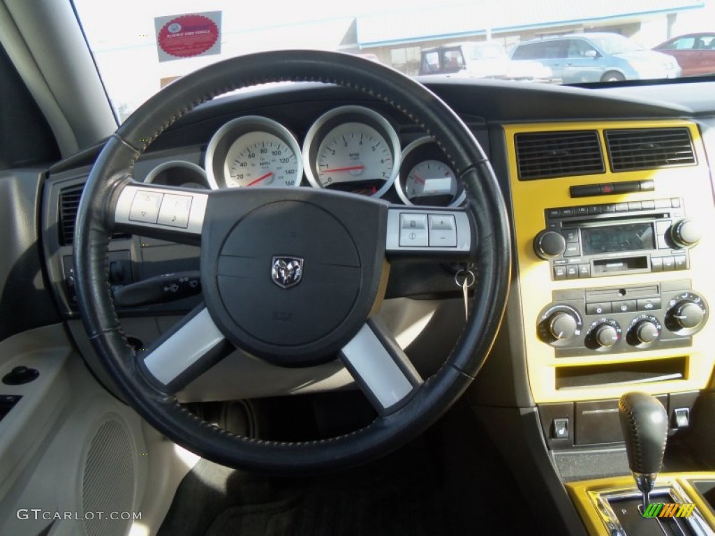 2006 Charger R/T Daytona - Top Banana Yellow / Dark Slate Gray/Light Graystone photo #12