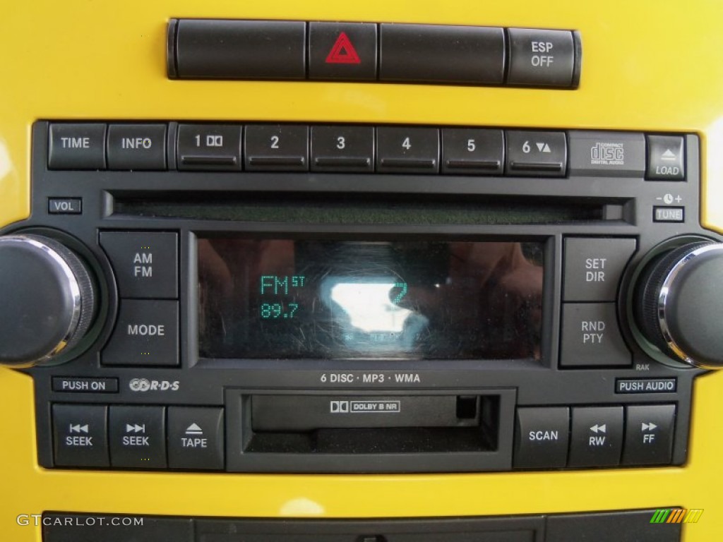 2006 Dodge Charger R/T Daytona Audio System Photo #62449381