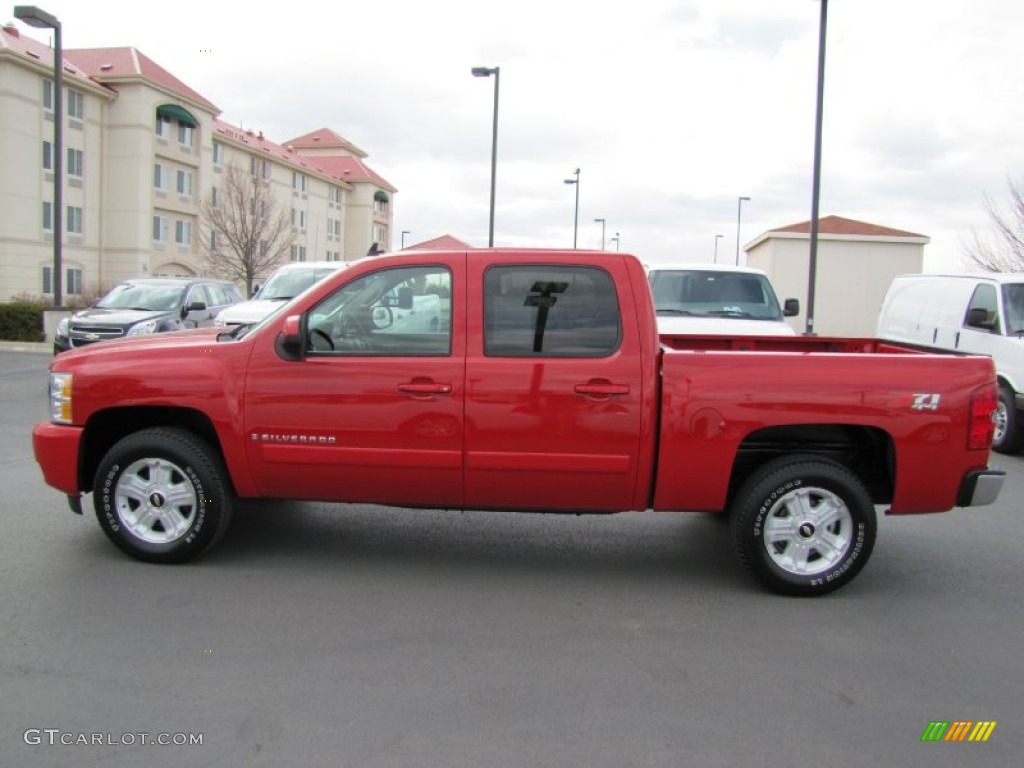 2008 Silverado 1500 LTZ Crew Cab 4x4 - Victory Red / Ebony photo #4