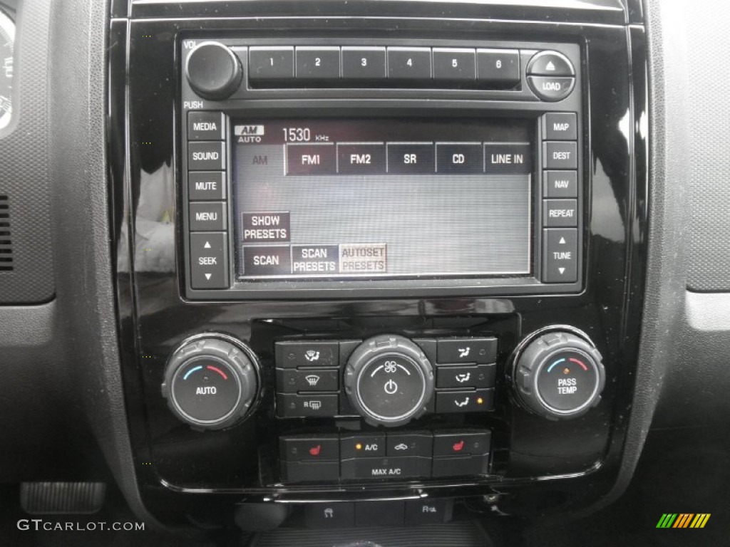 2008 Ford Escape Limited 4WD Controls Photo #62452723