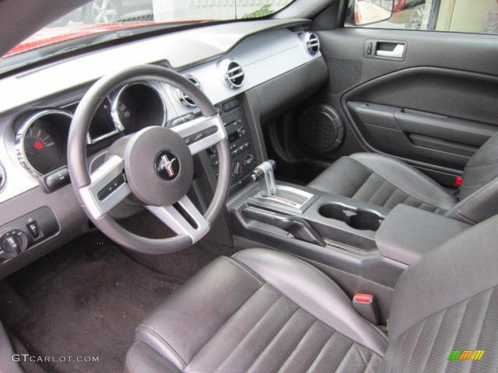 2006 Mustang GT Premium Coupe - Redfire Metallic / Dark Charcoal photo #10