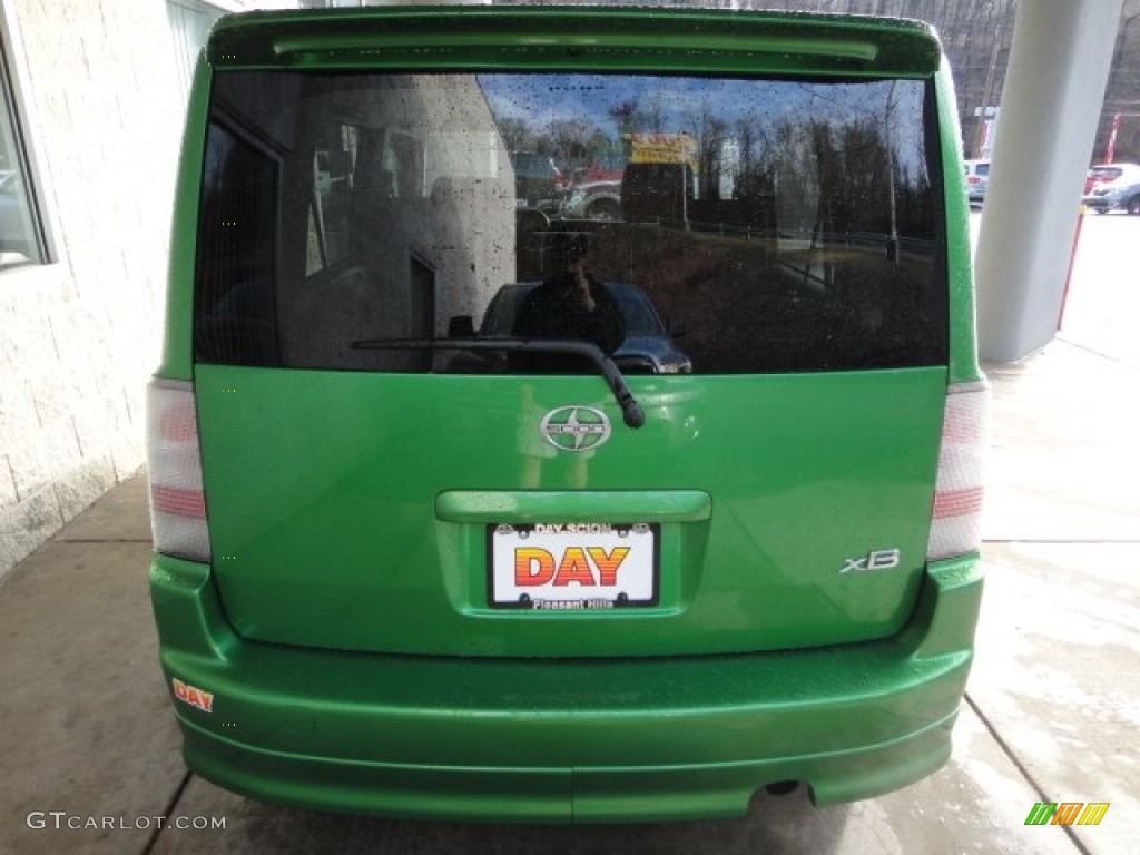 2006 xB Release Series 3.0 - Envy Green / Dark Charcoal photo #3
