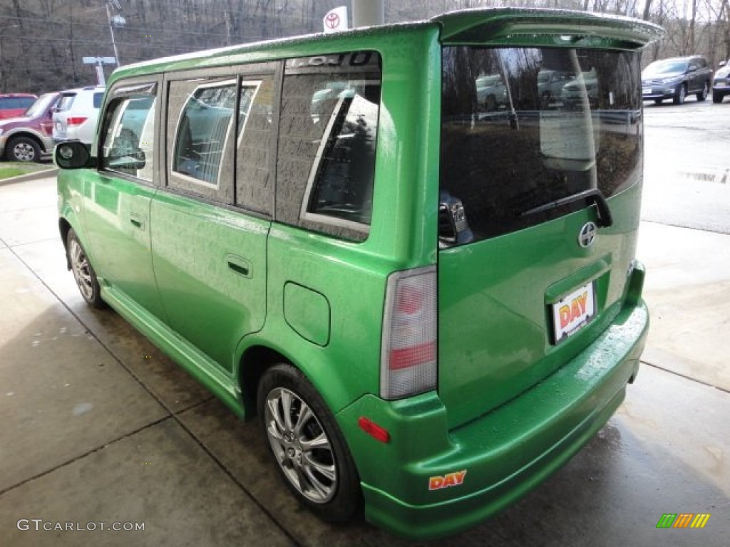 2006 xB Release Series 3.0 - Envy Green / Dark Charcoal photo #4