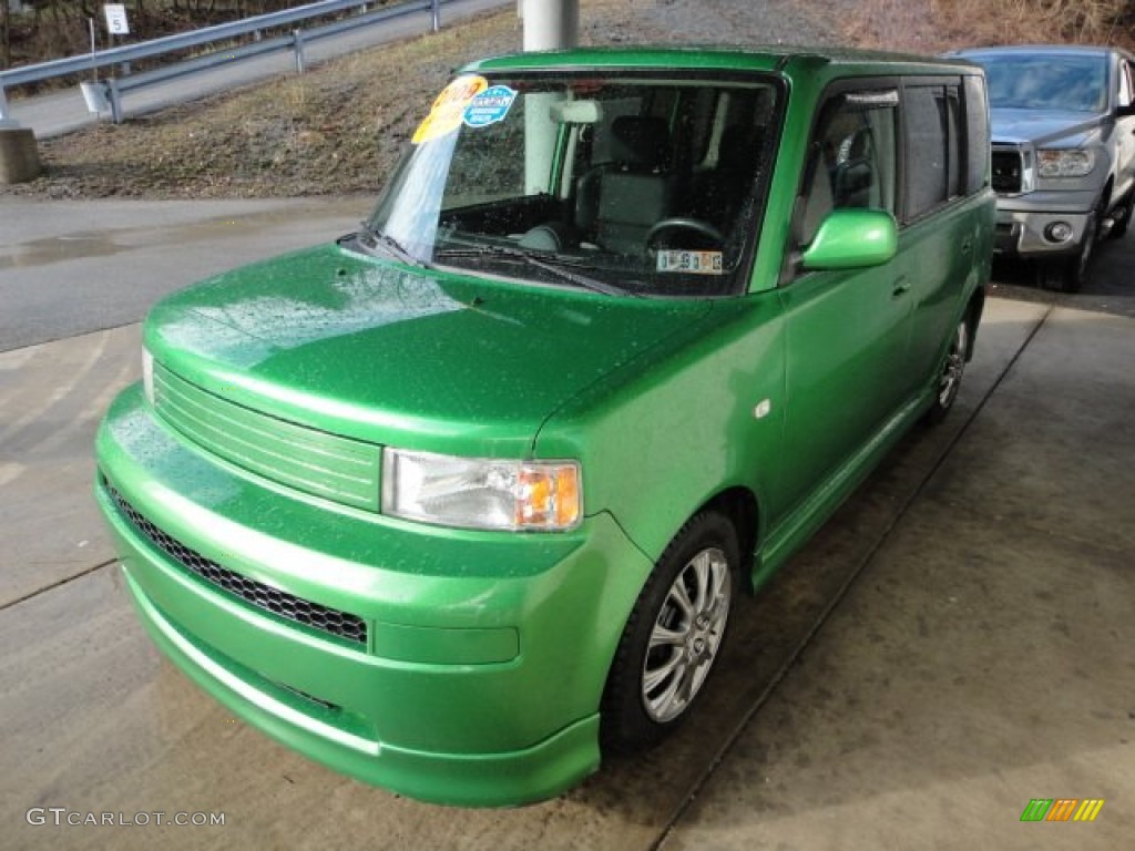 2006 xB Release Series 3.0 - Envy Green / Dark Charcoal photo #5