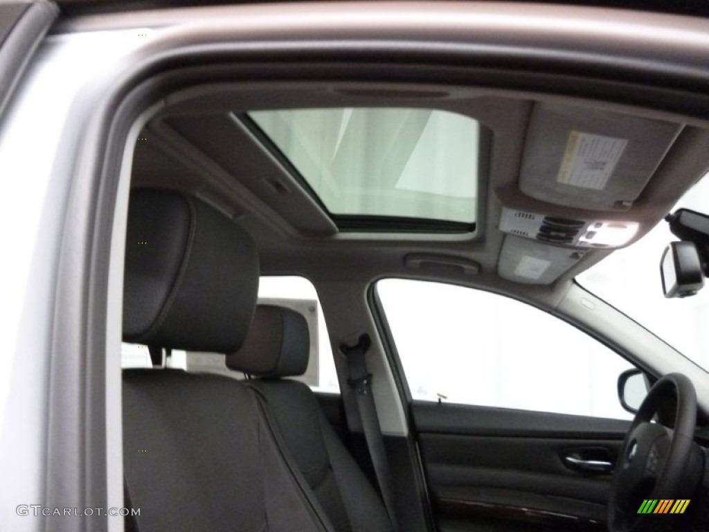2011 3 Series 328i xDrive Sedan - Titanium Silver Metallic / Black photo #13