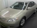 Desert Sand Metallic - Camry LE Photo No. 20